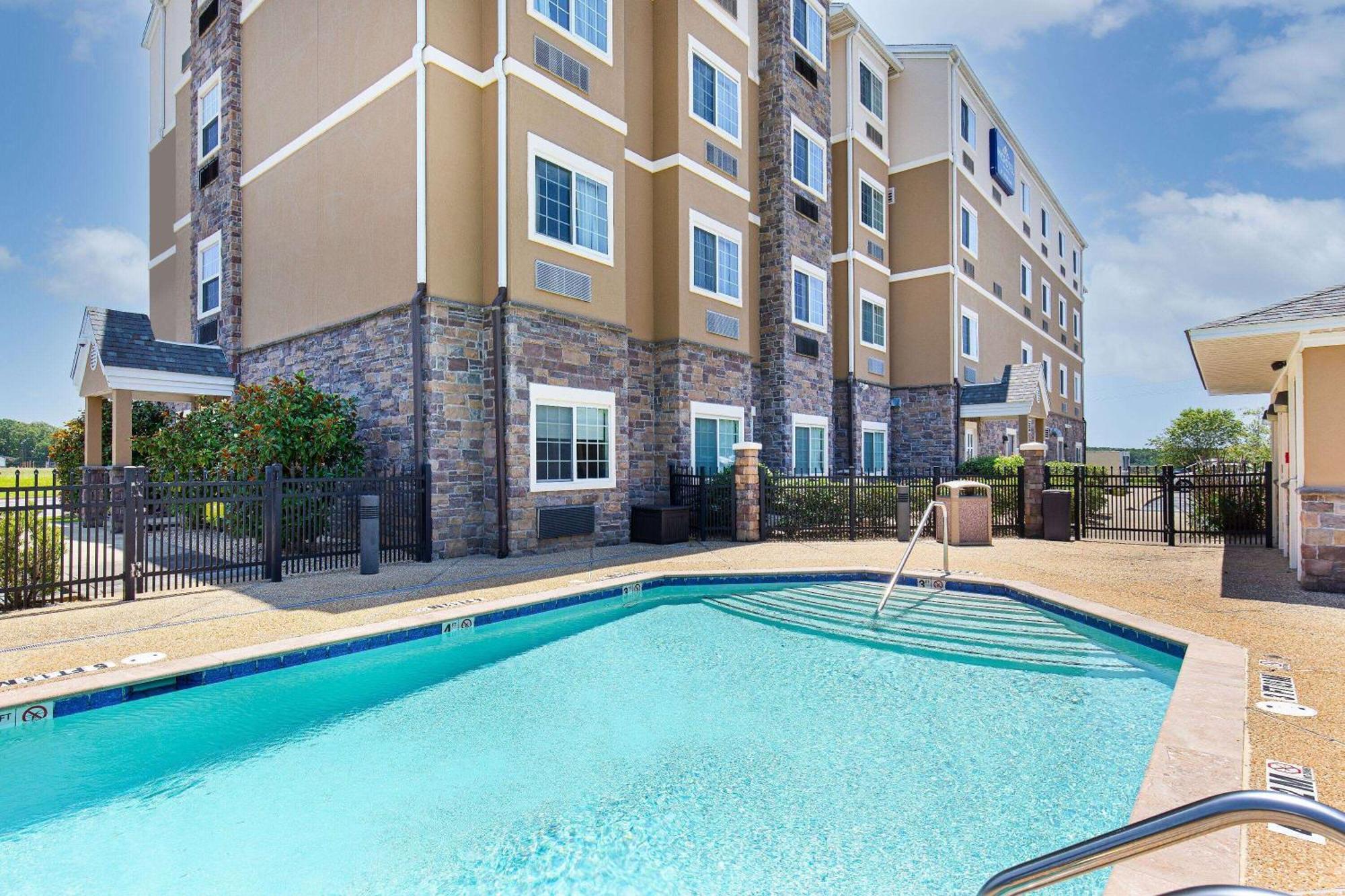 Microtel Inn And Suites By Wyndham Opelika Esterno foto